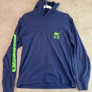 Vineyard Vines hooded T-shirt